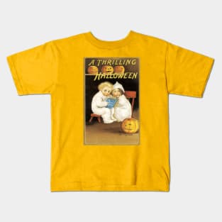 A thrilling Halloween Kids T-Shirt